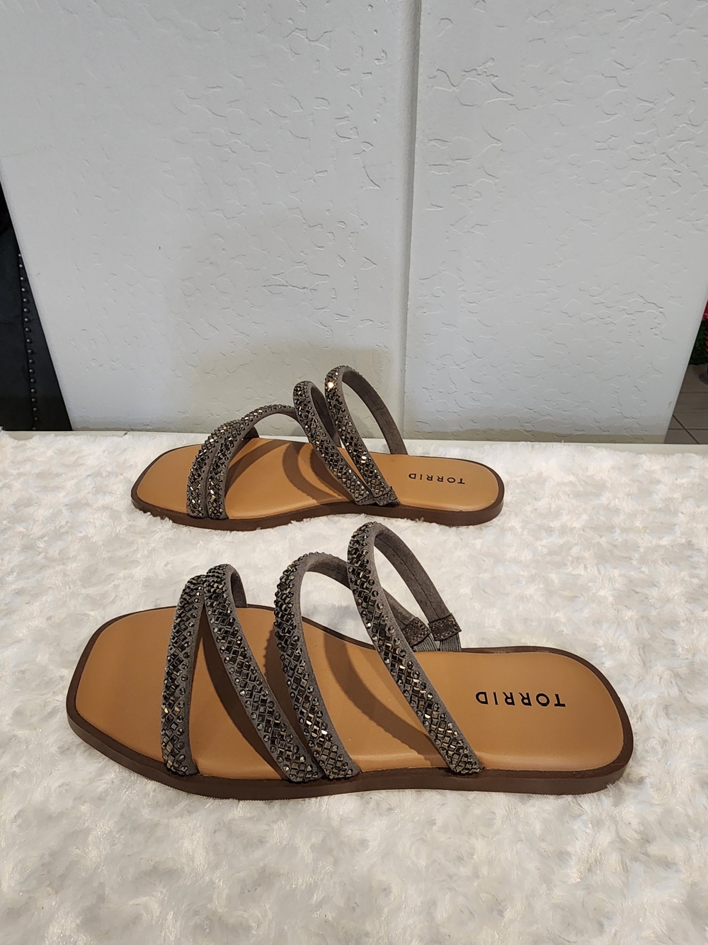 Torrid Rhinestone Slides - Picture 2 of 7